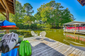 Pet-Friendly Home on Lake Gaston with Furnished Deck